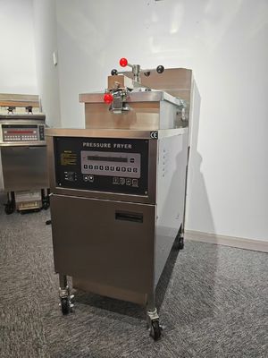 Υπολογιστικό Πίνακα Ηλεκτρικό 4HD 13,5KW Μηχανή Φρυγανίστρα Φρυγανίστρα πίεσης κοτόπουλου