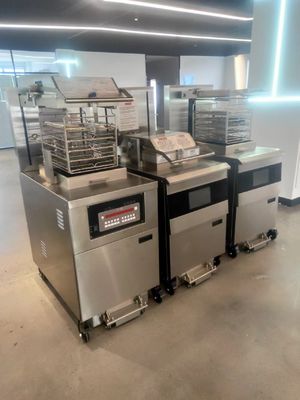 8HD Ηλεκτρικό 17KW 380V 55L 5 Τραπέζι Φρύσης Μεγάλη παραγωγικότητα Φρυαρίστης πίεσης κοτόπουλου