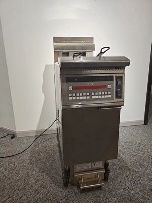 Μια κατσαρόλα δύο καλάθια 26L 14KW 380V με διήθηση πετρελαίου Ηλεκτρική ανοιχτή βαθειά τηγανίτης